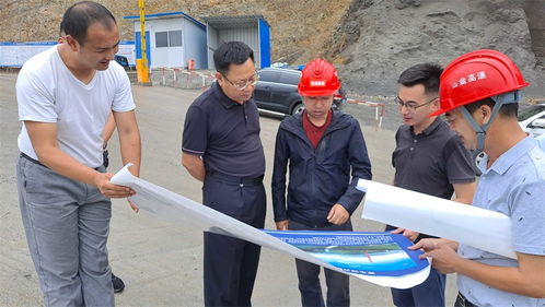 縣委書記李萬(wàn)忠調(diào)研產(chǎn)業(yè)發(fā)展 生態(tài)環(huán)保及防汛減災(zāi)等工作